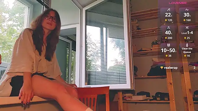 monlight  dana online show from August 6, 1:18 pm