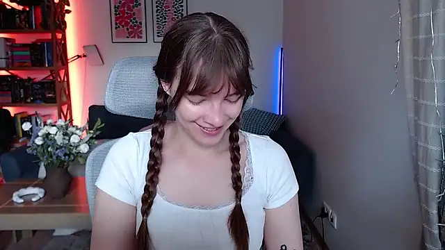 kenzie x online show from June 18, 4:47 am