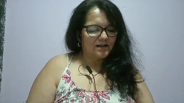 kassandra02 online show from May 3, 3:10 am