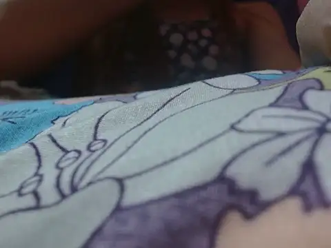 Snapshot of silky_milky chatting on October 17, 10:57 pm silky milky online show from October 17, 10:57 pm