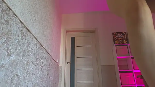 Katy perry  online show from September 21, 8:46 am