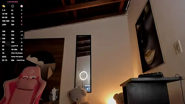 Sweet Roxy1 online show from September 23, 6:22 am