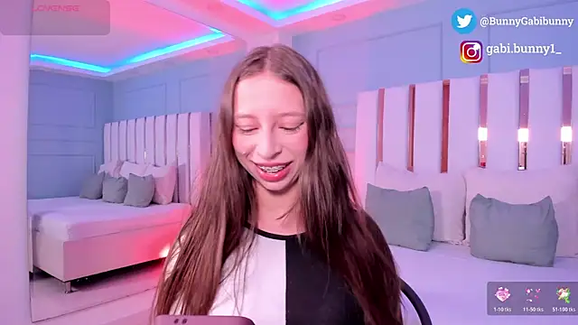 gabi bunny online show from July 30, 5:36 pm