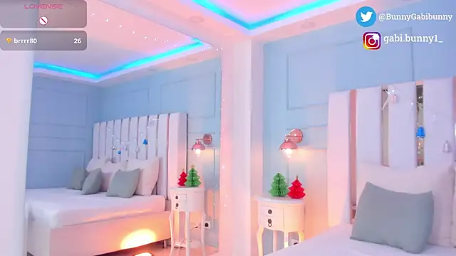 gabi bunny online show from December 19, 6:00 pm