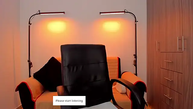 cloy baby   online show from October 21, 10:30 am