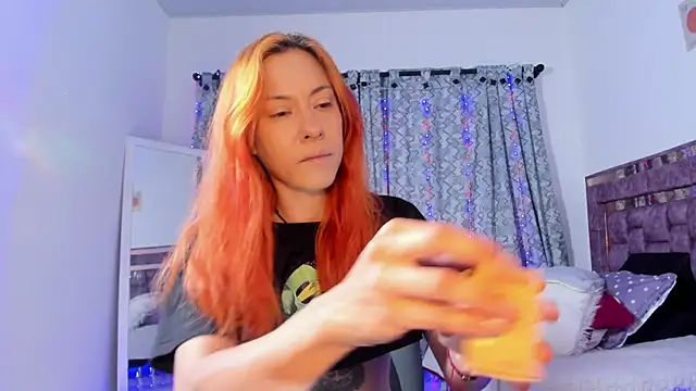 alejandrafitt online show from August 7, 1:01 am