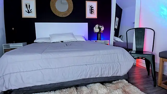 VioletPaket online show from December 22, 11:24 am