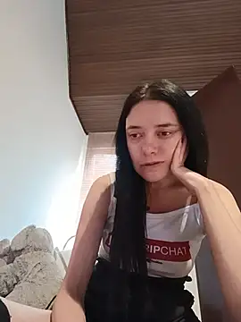 Isabella 21x online show from July 27, 1:41 pm