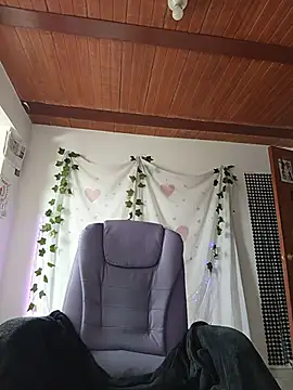 sophie north online show from July 8, 7:38 pm
