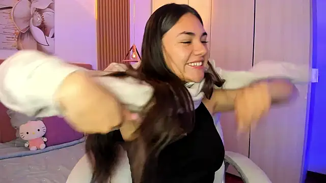 mia nevaeh online show from October 24, 9:55 pm