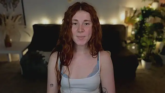 Freckle Diyana online show from June 9, 6:51 pm