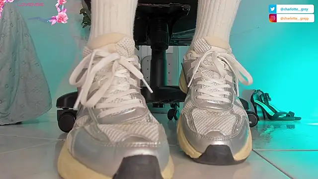 charlotte  grey online show from October 16, 8:33 pm