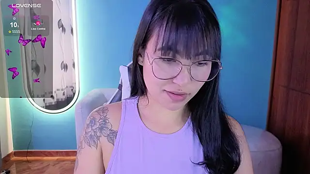 Snapshot of marilin_a chatting on October 16, 7:27 pm marilin a online show from October 16, 7:27 pm