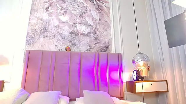 SabrinaDevill online show from June 23, 1:09 pm