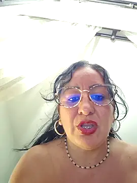 viollett 28 online show from October 17, 10:35 pm