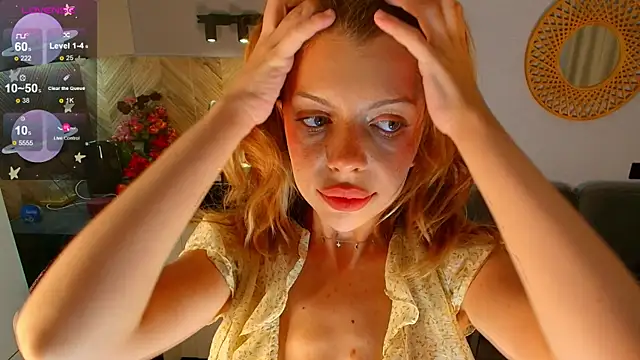 Hannah Carr online show from June 27, 6:03 pm