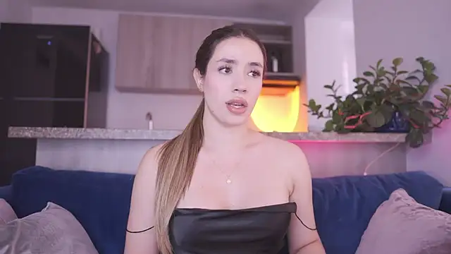 honeyann08 online show from November 22, 7:05 pm