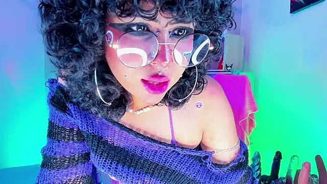 kuromi69 online show from September 24, 5:50 am