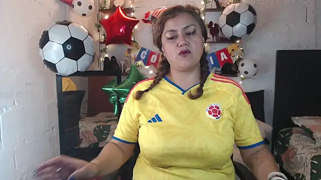 missrosario stepmoan online show from June 17, 7:37 pm
