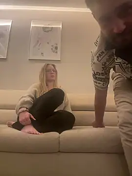 Curvyloveandhim online show from July 25, 11:23 pm