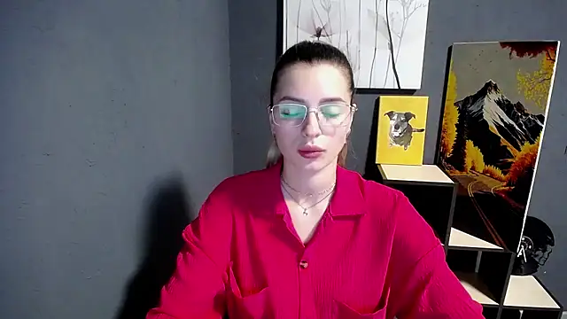 lady olivia  online show from June 15, 4:51 pm