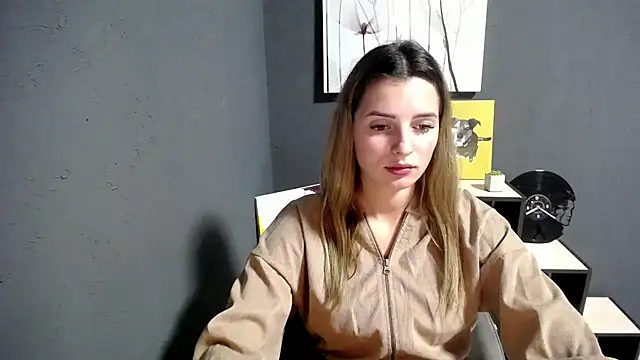 lady olivia  online show from October 7, 5:06 pm