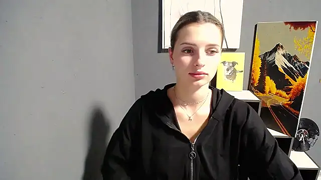lady olivia  online show from July 11, 5:02 pm