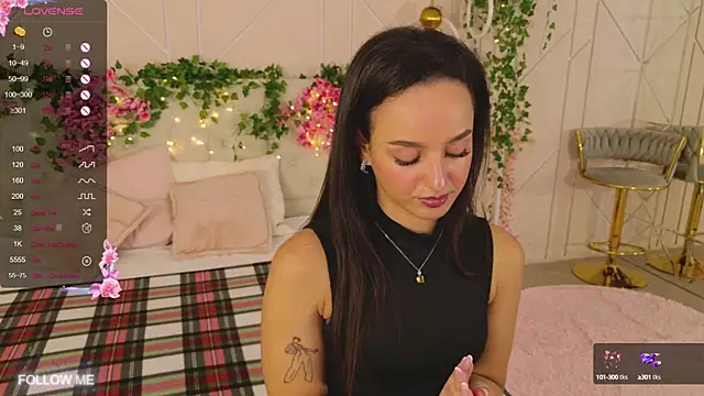 Lolly Neal online show from October 10, 5:12 am