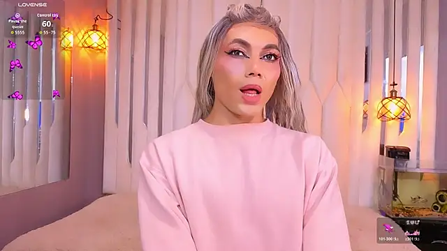 Megan Do Santos online show from July 31, 9:05 pm