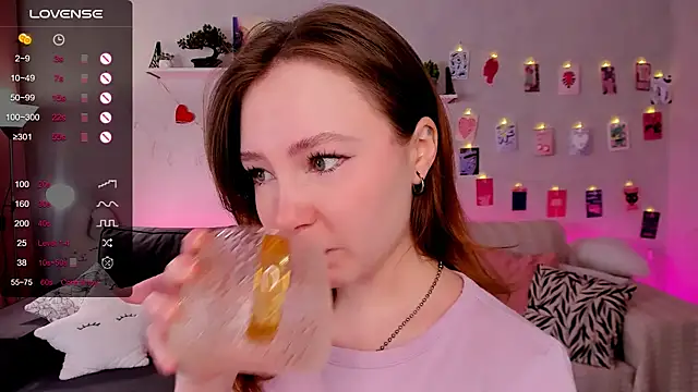 LanaBlu  online show from January 17, 2:41 am