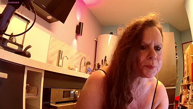 Endrocleia online show from August 3, 11:21 pm