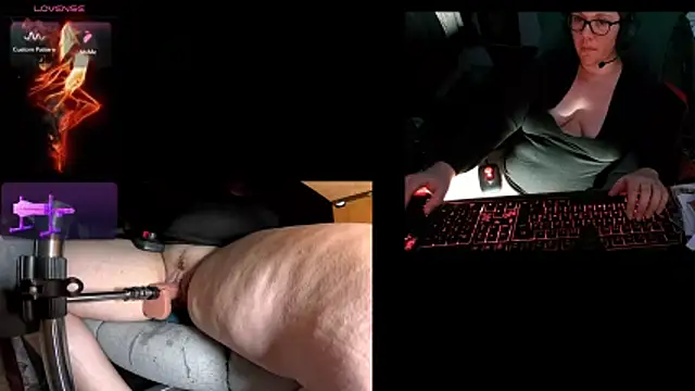 lili-hot-77 online show from April 23, 6:54 pm