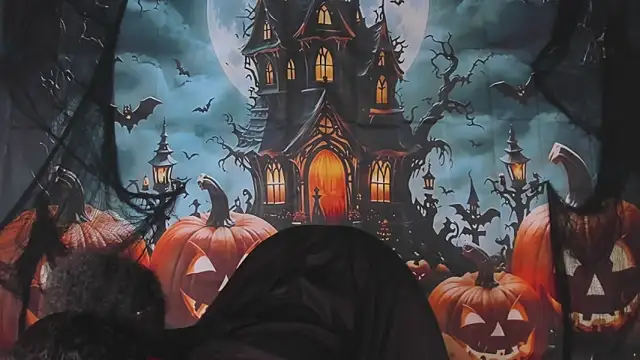 Juliette  3 online show from October 31, 2:32 pm