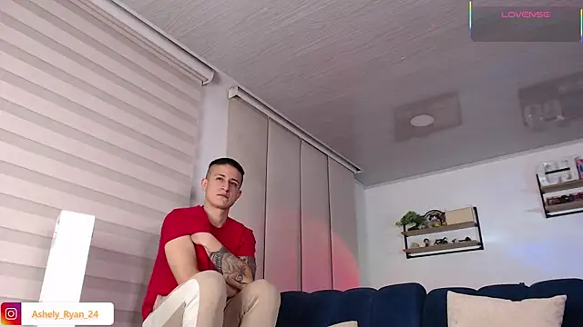 ashely ryan24 online show from June 28, 2:07 am