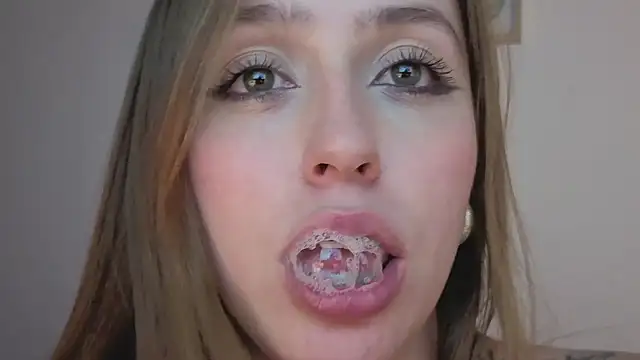 SofiaGc online show from December 18, 4:17 am