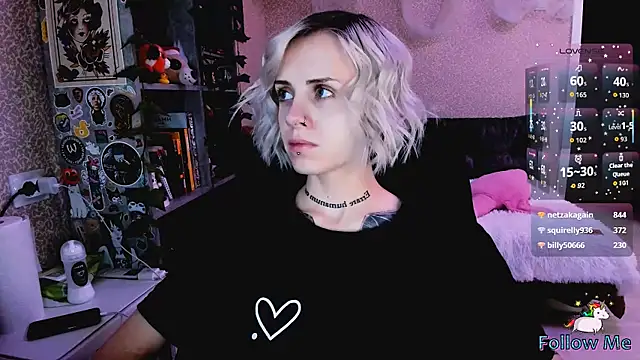 NaniMoore online show from November 7, 8:58 pm