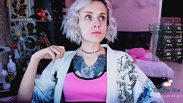 NaniMoore online show from November 27, 8:12 pm