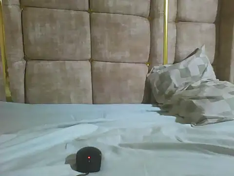 Sweet-beanca online show from January 18, 5:04 am