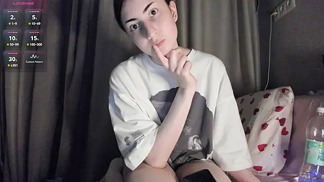 Ayesha Thebestt online show from June 25, 8:32 pm