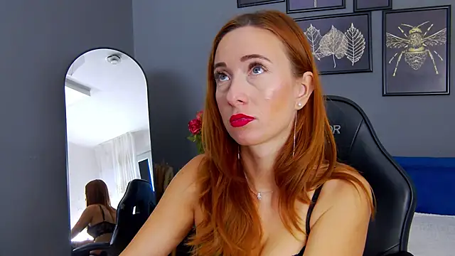 AnneHove online show from September 9, 5:51 am