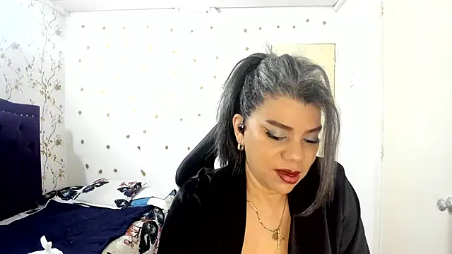 vikyadams online show from July 5, 6:19 am
