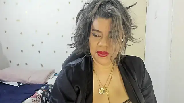 vikyadams online show from June 24, 11:42 am