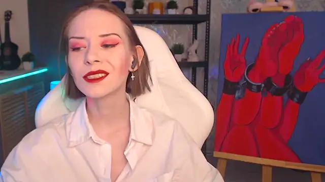 FascinatingEyess online show from December 23, 6:28 am