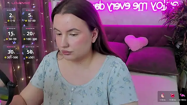 FeralPeach online show from April 30, 7:46 am