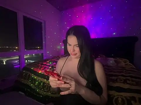 yourgoddessangela online show from May 4, 2:15 am