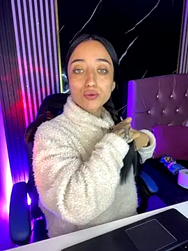 Ady 18 online show from November 24, 10:56 pm