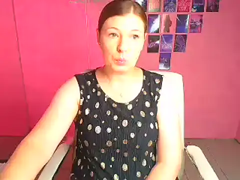 Lissmilf online show from July 18, 12:40 pm