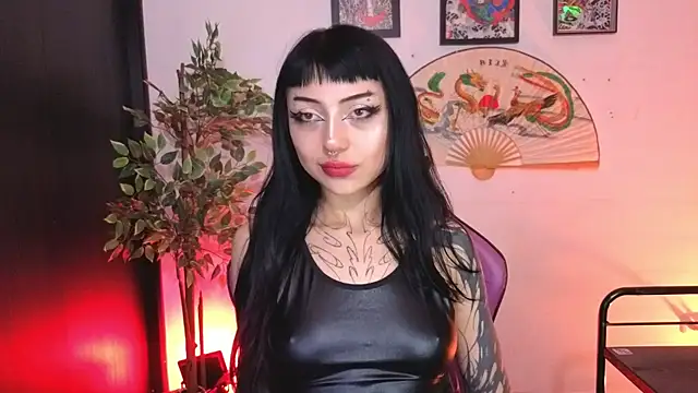 catipetite online show from May 17, 7:07 am
