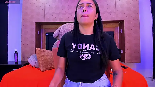 SofiAndNicol online show from December 20, 11:36 am