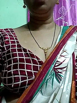 Snapshot of Rosy-B chatting on September 25, 9:45 pm Rosy-B online show from September 25, 9:45 pm